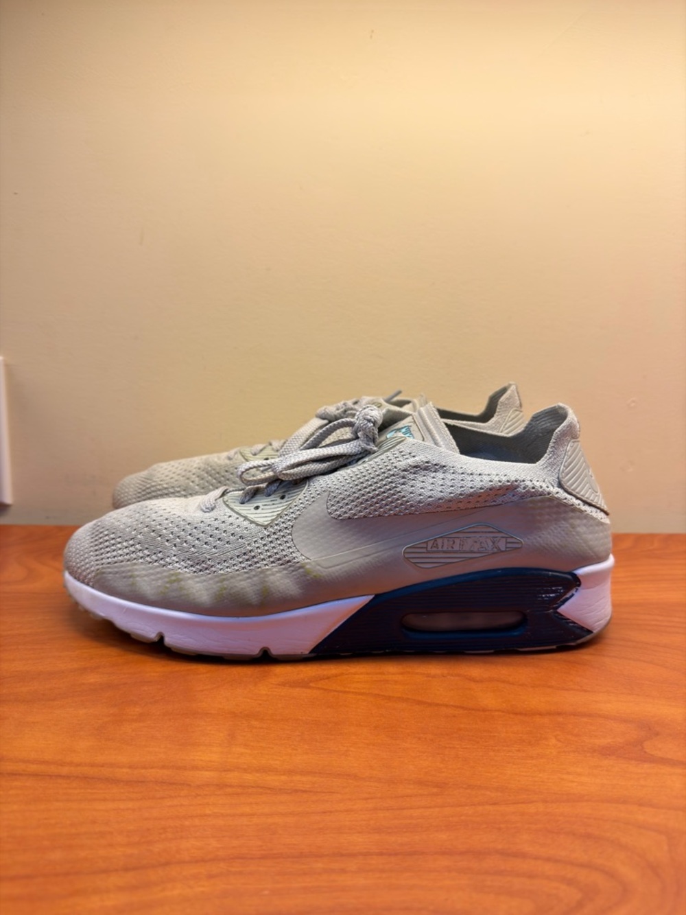 Nike Air Max Knit Sneakers - Sage/White/Navy